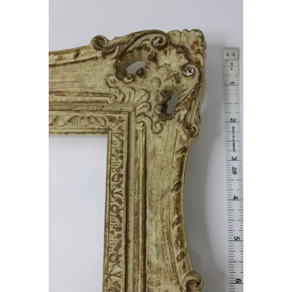 Vintage Ornate Rococo Style Composite Picture Frame Distressed Gold Finish 17x15